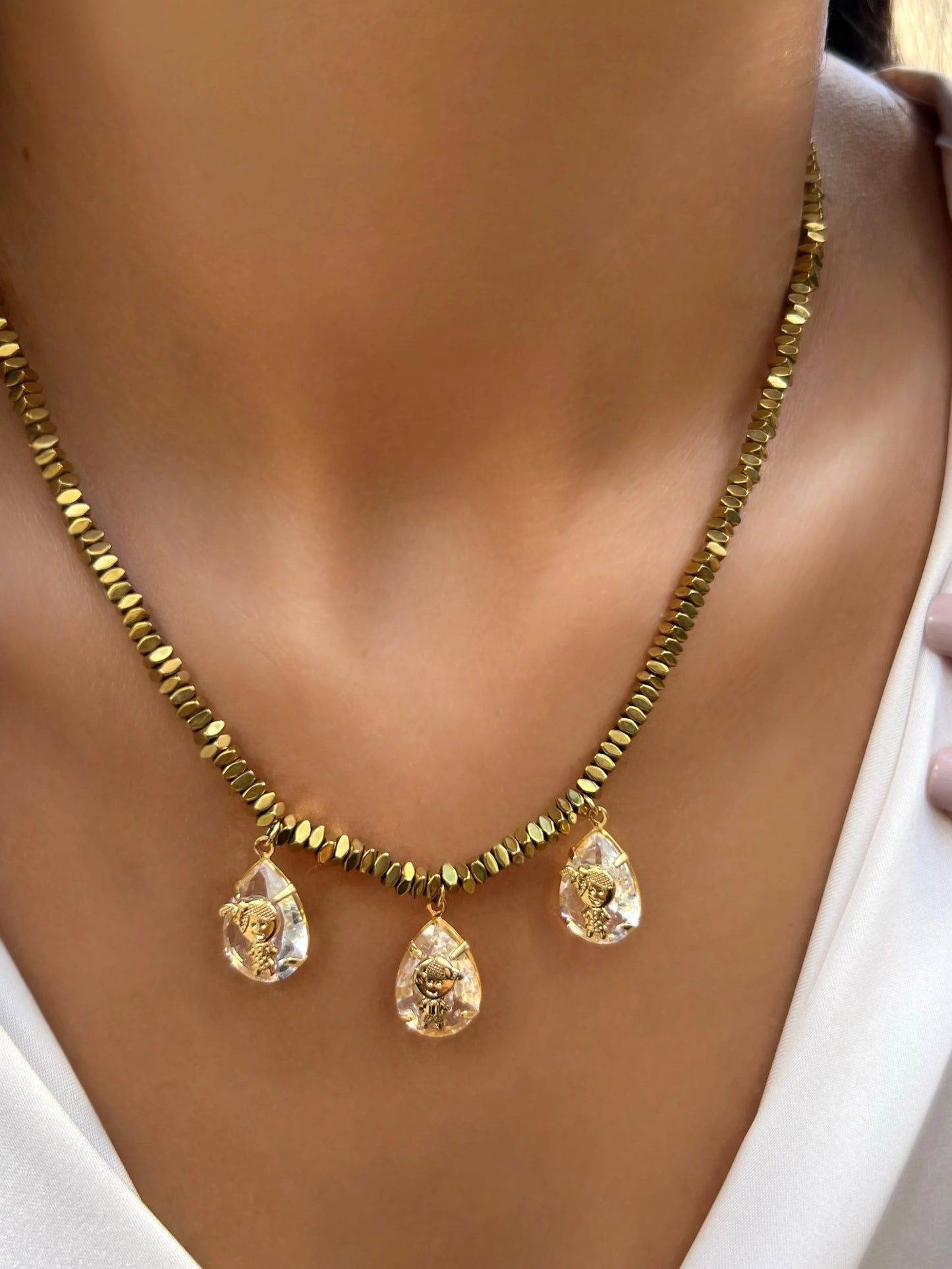 Pré-Venda: Colar Hematita Ouro Pin Cristal com 3 Pingentes