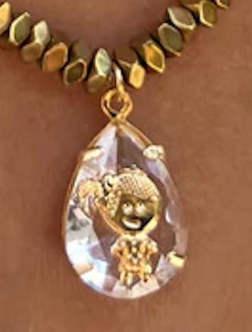 Pré-Venda: Colar Hematita Ouro Pin Cristal com 3 Pingentes